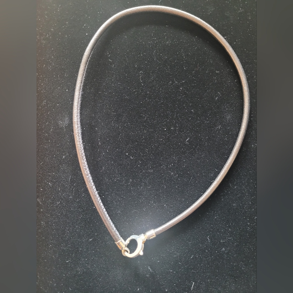 Leather cord necklace/bracelet